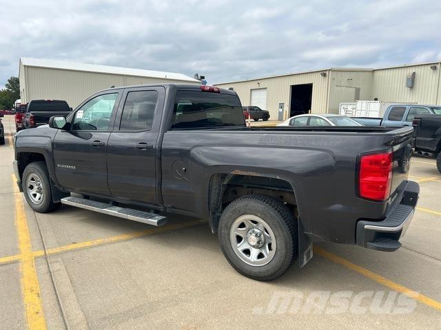 Chevrolet 1500 Pikaplar