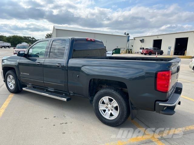 Chevrolet 1500 Pikaplar