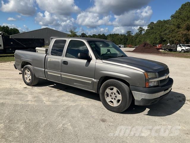 Chevrolet 1500 Pikaplar
