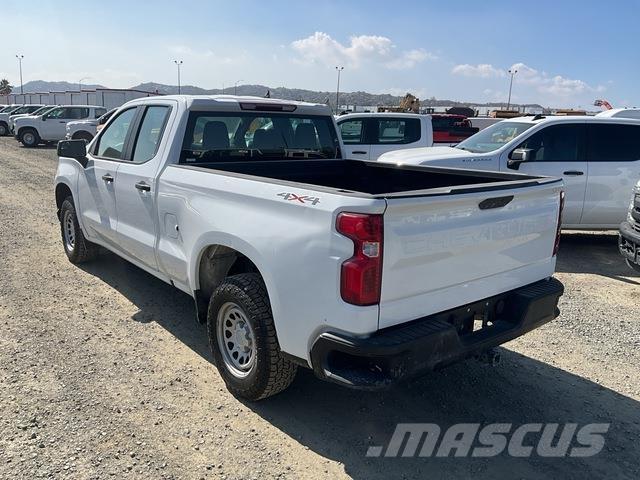 Chevrolet 1500 Pikaplar