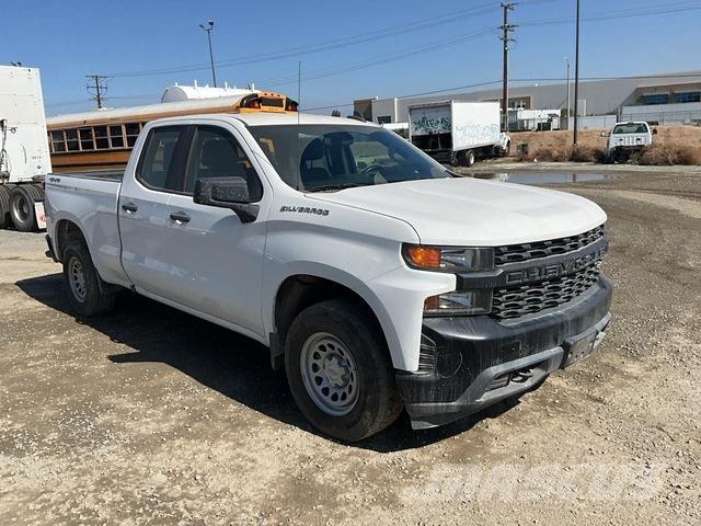 Chevrolet 1500 Pikaplar