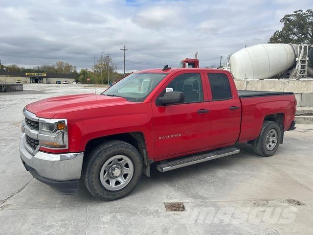 Chevrolet 1500 Pikaplar