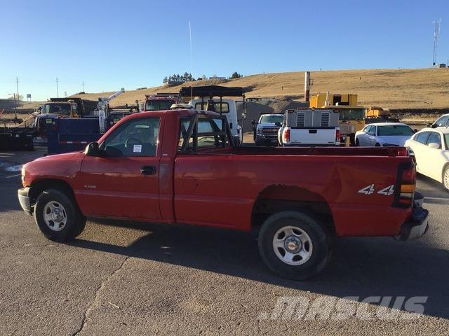 Chevrolet 1500 Pikaplar