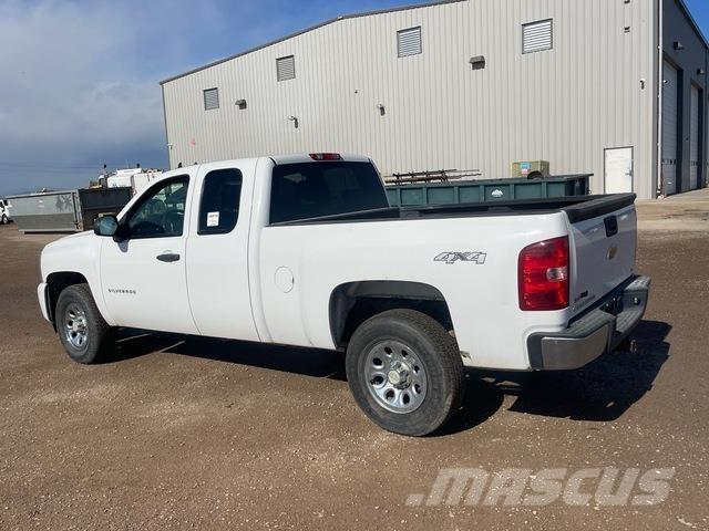 Chevrolet 1500 Pikaplar