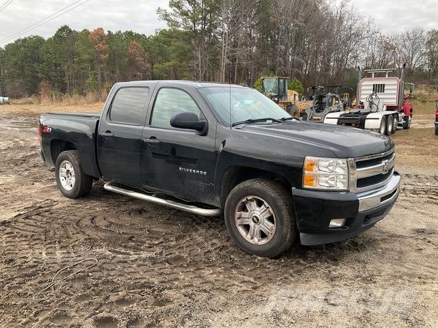 Chevrolet 1500 Pikaplar