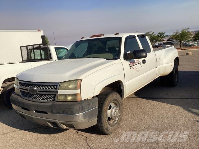 Chevrolet 3500 Pikaplar