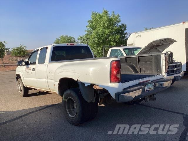 Chevrolet 3500 Pikaplar