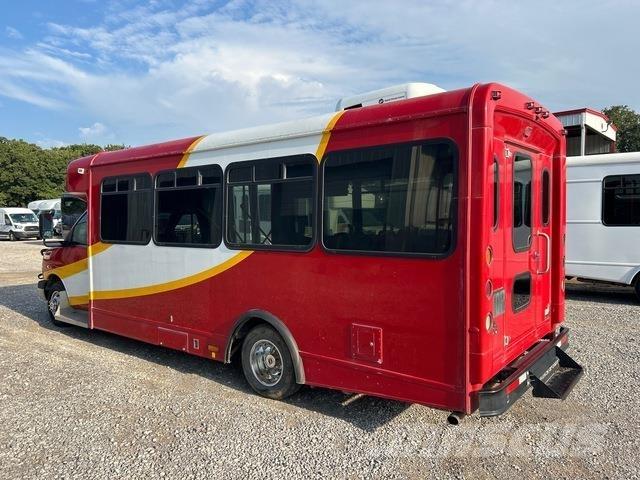 Chevrolet 4500 Minibüsler