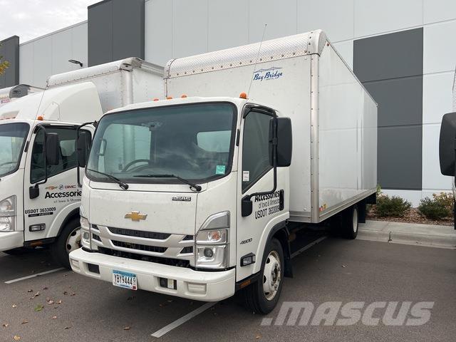 Chevrolet 4500 Kapali kasa kamyonlar