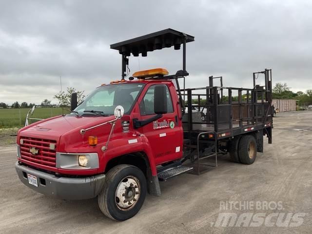 Chevrolet 5500 Flatbed kamyonlar