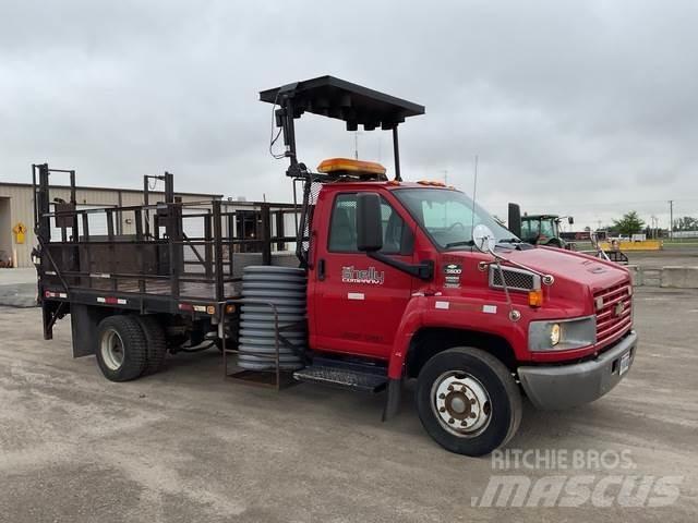 Chevrolet 5500 Flatbed kamyonlar