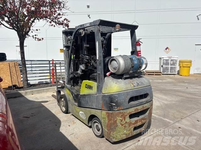 Clark C30GL Diger
