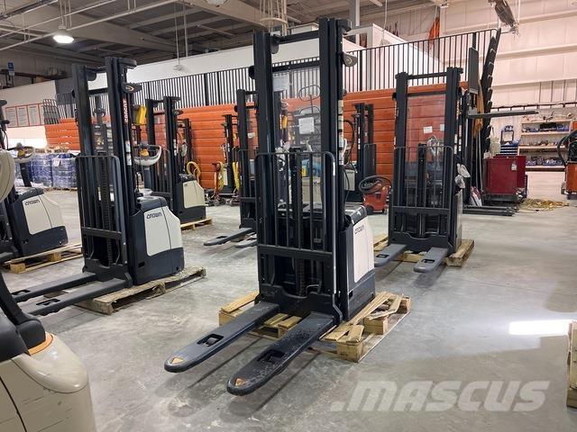 Crown ES 4000 Akülü depo ekipmanları