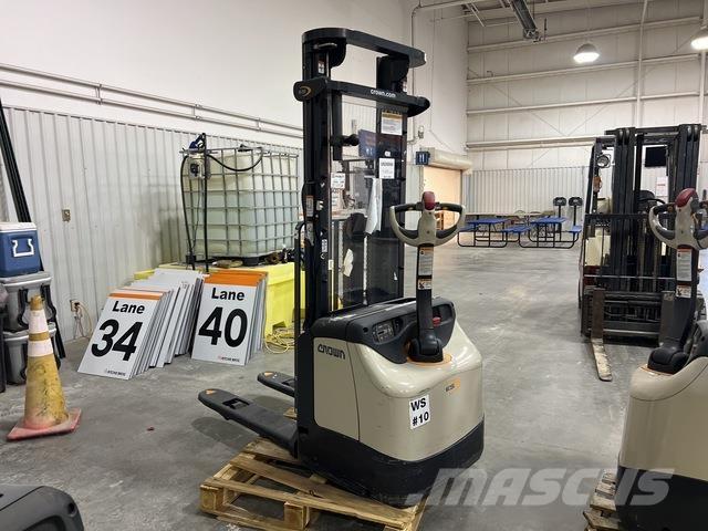 Crown ES 4000 Akülü depo ekipmanları