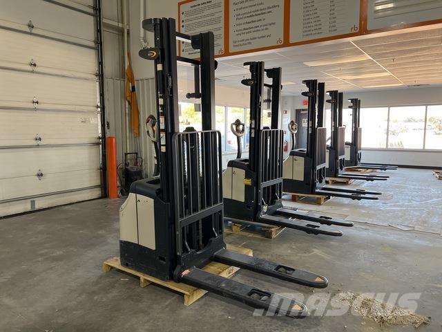 Crown ES 4000 Akülü depo ekipmanları