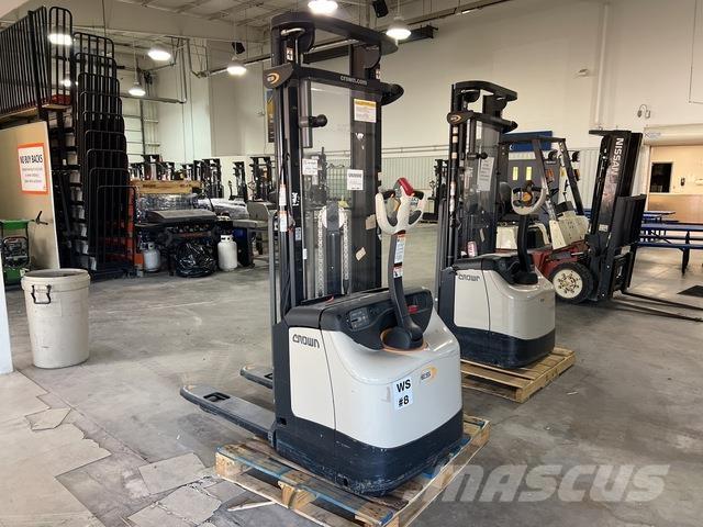 Crown ES 4000 Akülü depo ekipmanları