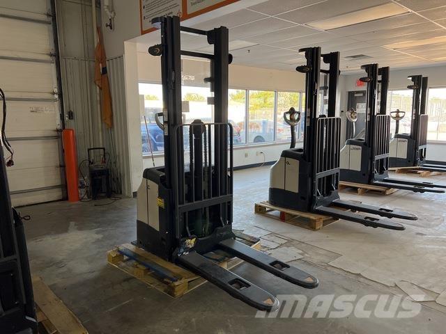 Crown ES 4000 Akülü depo ekipmanları