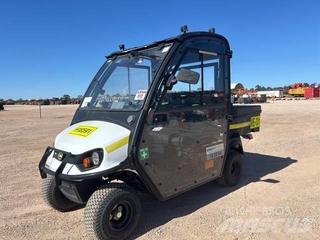 Cushman 800E Diger