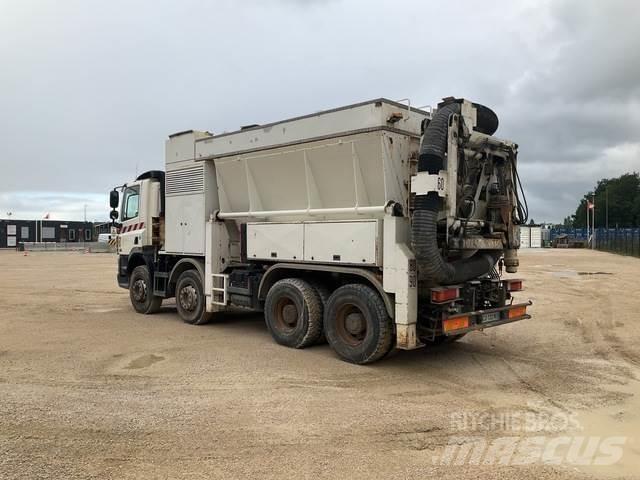 DAF CF85.460 Paletli ekskavatörler