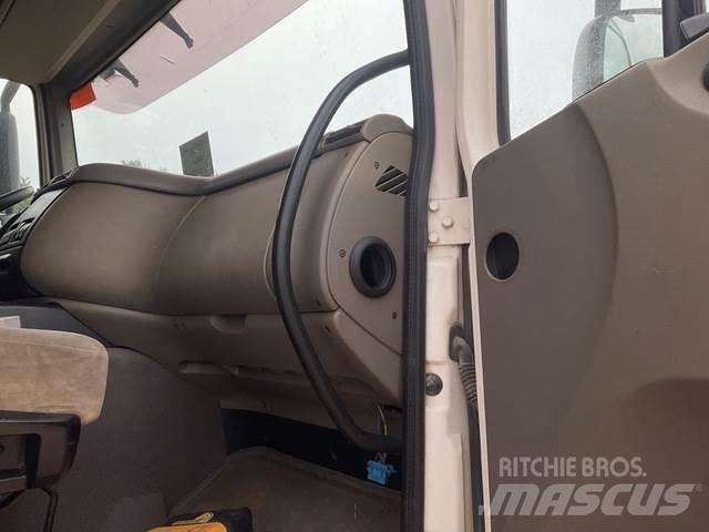 DAF CF85.460 Paletli ekskavatörler