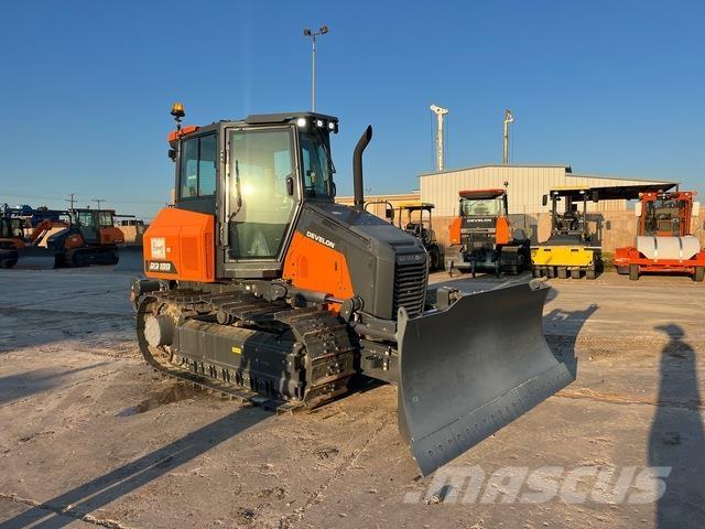 Develon DD100 Paletli dozerler