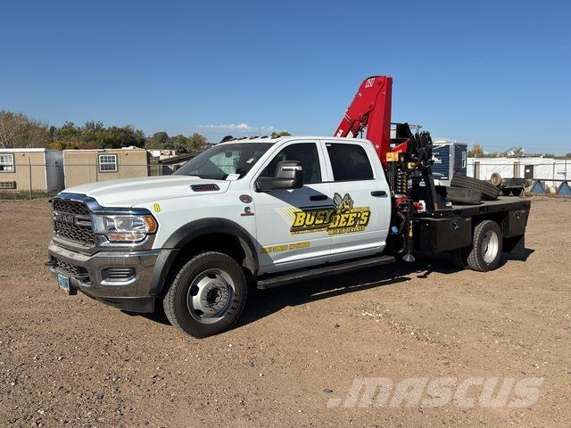 Dodge 5500 Araç üzeri vinçler