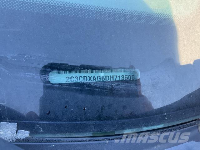 Dodge Charger Otomobiller