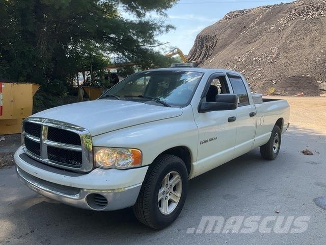 Dodge Ram 1500 Pikaplar
