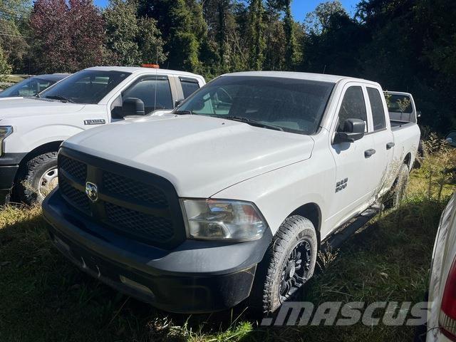 Dodge Ram 1500 Pikaplar