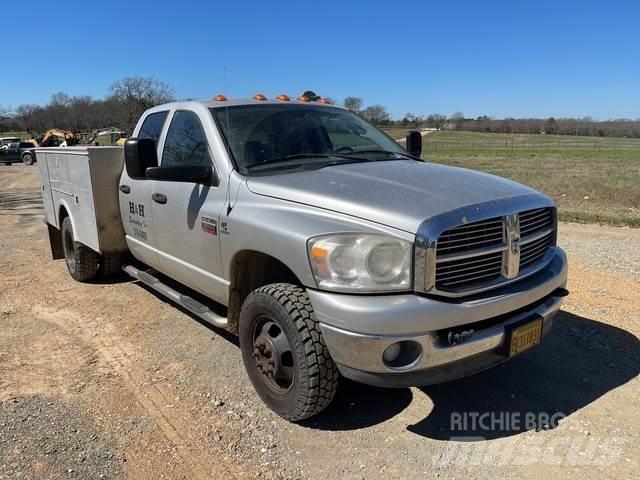 Dodge Ram 3500 Pikaplar