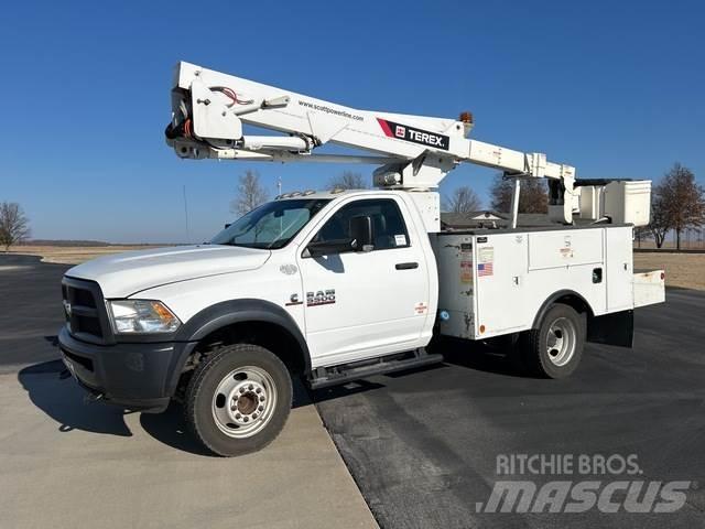 Dodge Ram 5500 Araç üstü platformlar