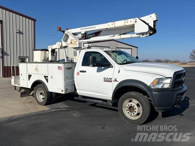 Dodge Ram 5500 Araç üstü platformlar