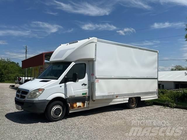 Dodge Sprinter Kapali kasa kamyonetler