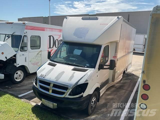 Dodge Sprinter Kapali kasa kamyonetler