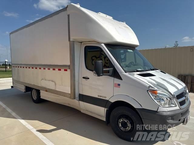 Dodge Sprinter Kapali kasa kamyonetler