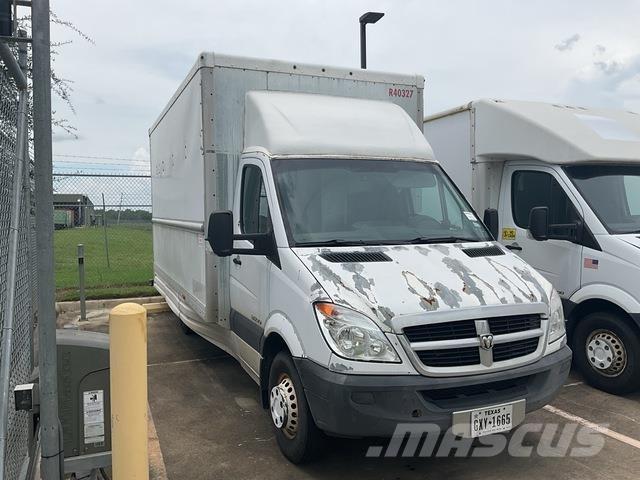 Dodge Sprinter Kapali kasa kamyonetler