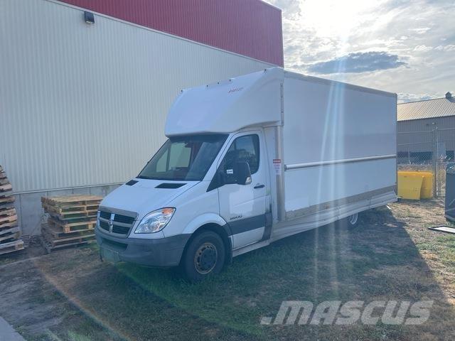 Dodge Sprinter Kapali kasa kamyonetler
