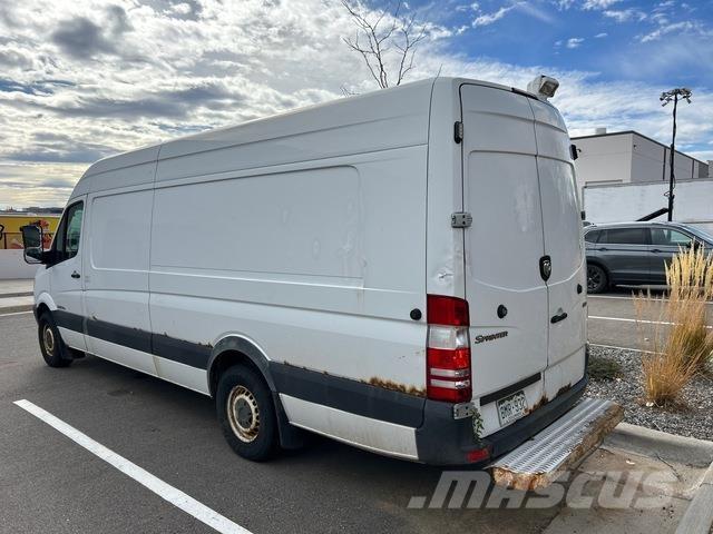 Dodge Sprinter Panel vanlar