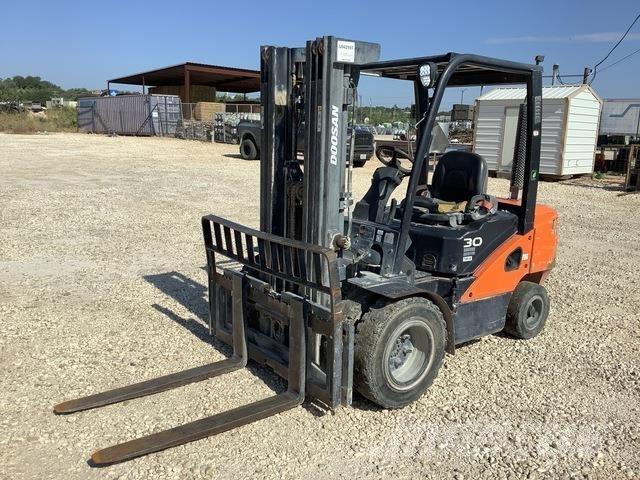 Doosan D30S-7 Diger