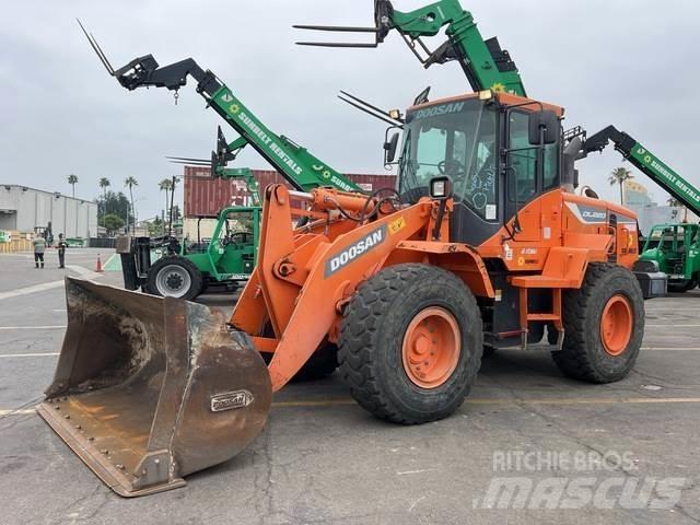 Doosan DL220-5 Tekerlekli yükleyiciler