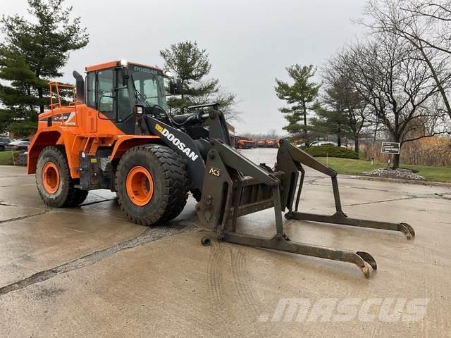 Doosan DL300-5 Tekerlekli yükleyiciler
