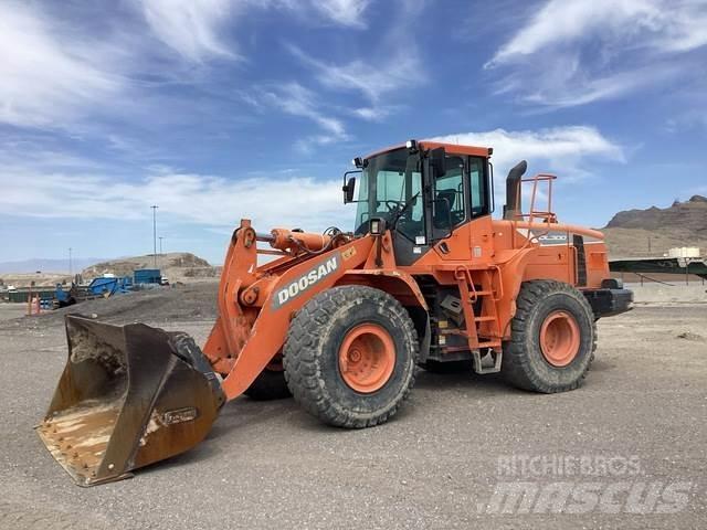 Doosan DL300-5 Tekerlekli yükleyiciler