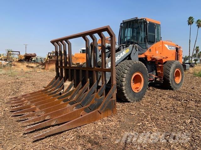 Doosan DL300-5 Tekerlekli yükleyiciler