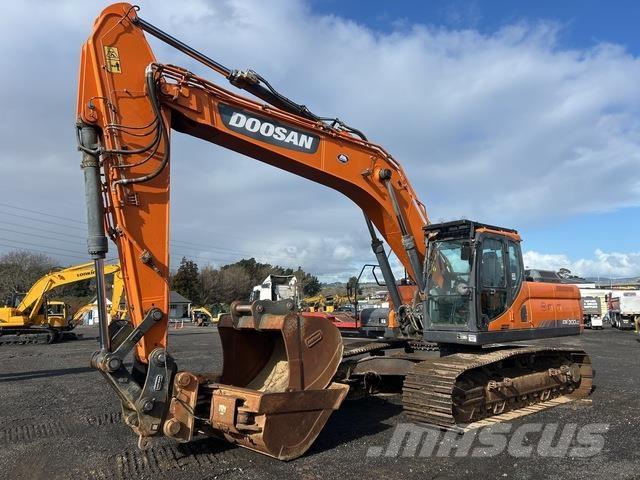 Doosan DX300LC Paletli ekskavatörler