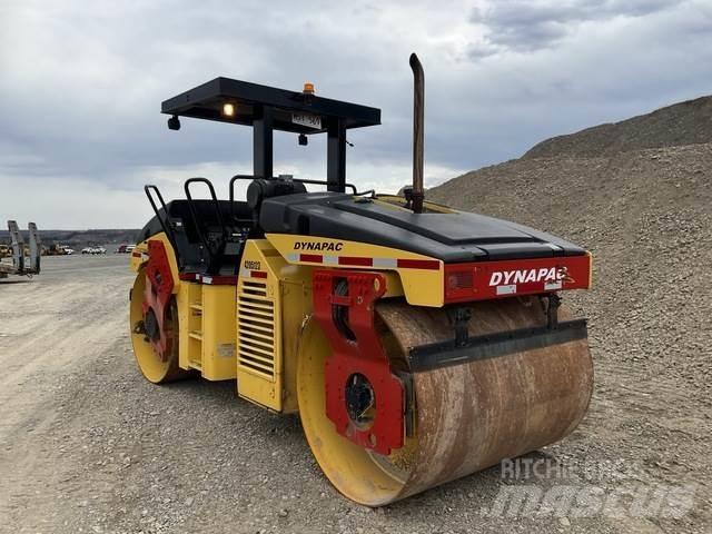 Dynapac CC422 Çift tamburlu silindirler