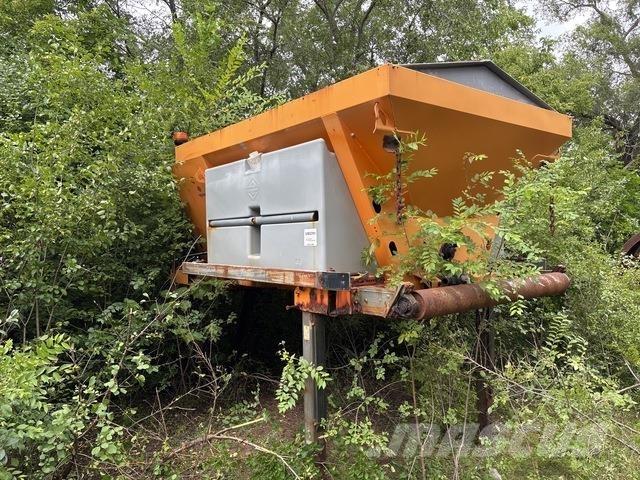 Epoke SH3500 Kum ve tuz serpiciler