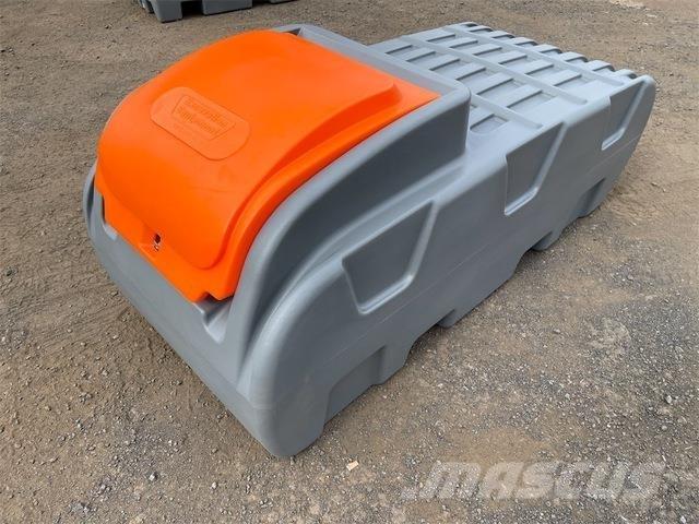  EXEQ DD500 Yakıt ve katkı maddesi tankları