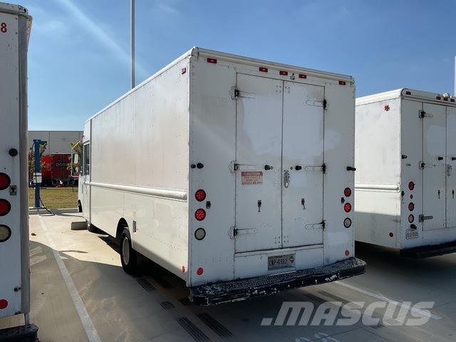 Ford  Kapali kasa kamyonetler