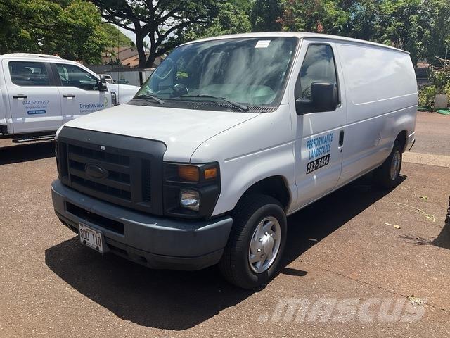 Ford E-150 Panel vanlar