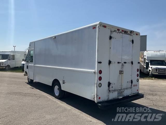 Ford E-350 Kapali kasa kamyonetler